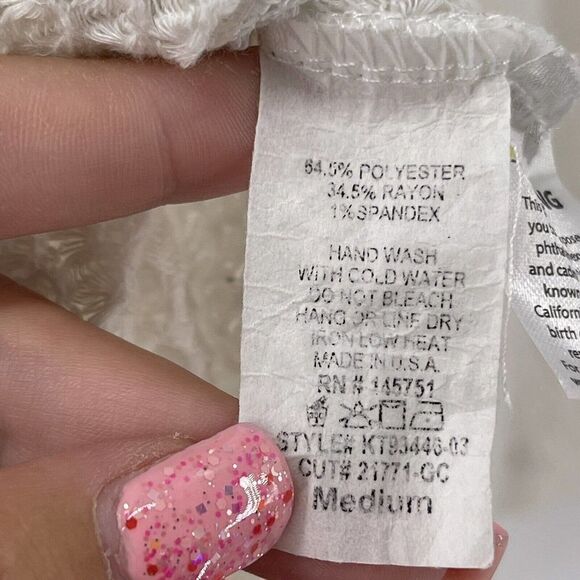 Waffle Knit V Neck Long Sleeve White Fantastic Fawn Top Size M Long Sleeve Basic - Picture 7 of 7